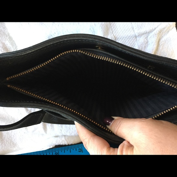 VINTAGE COACH BLACK LEATHER CROSSBODY BAG - Picture 5 of 8